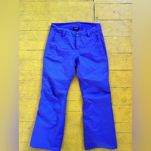 Women’s The North Face “Sally” Snowboard/ Ski Snow Pant Size Medium in Purple